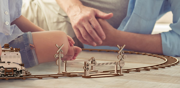 🚂 Round Railway and Crossing – Build Your Own Mechanical Model by Wood ...