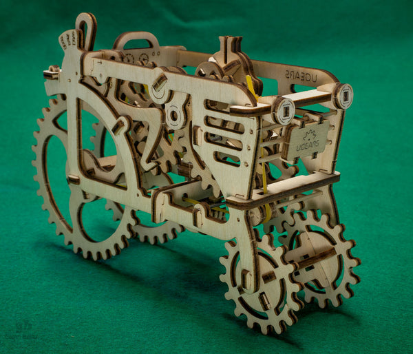 🚜 Tractor – Build Your Own Mechanical Model by UGears – Mechanical Models
