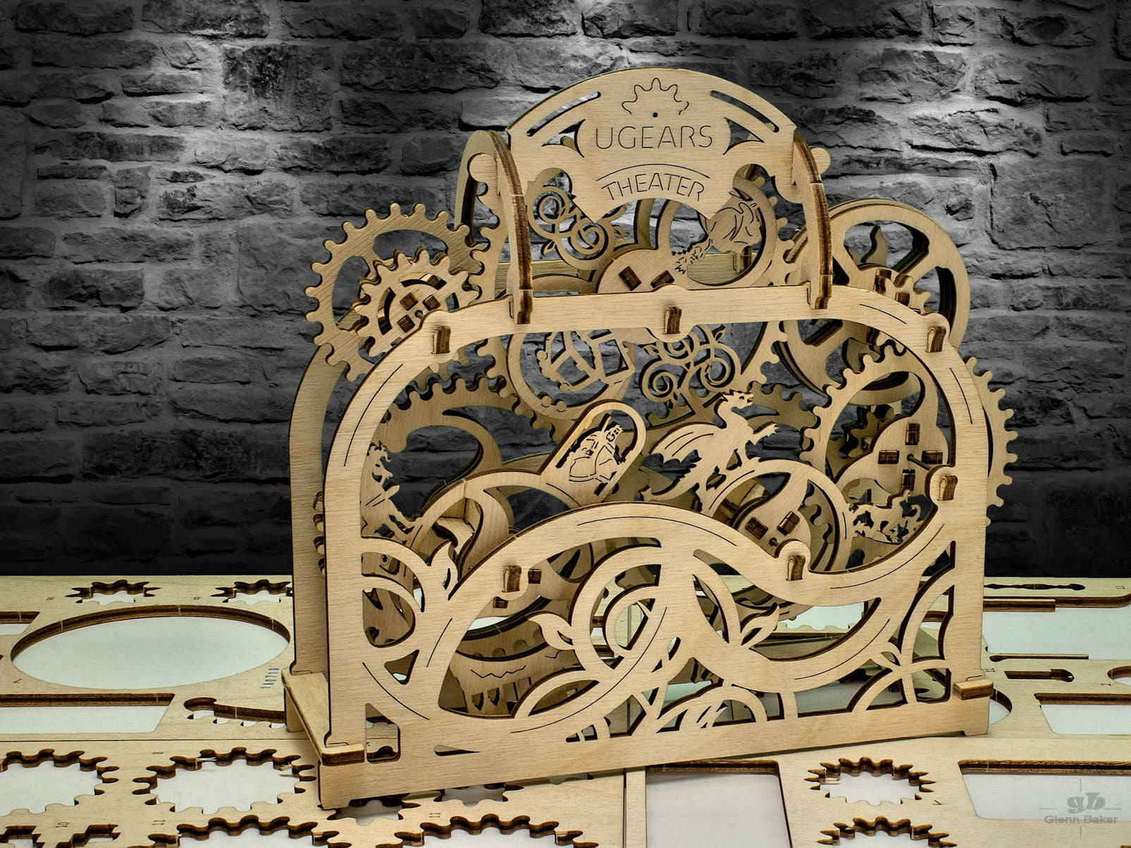 🎭 Theater – Build Your Own Mechanical Model by UGears – Mechanical Models