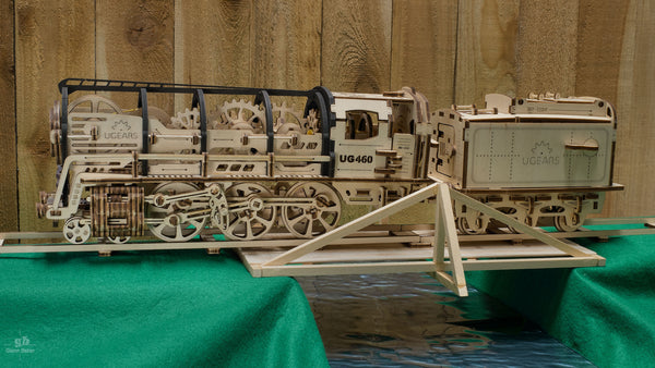 🚂 Steam Locomotive – Build Your Own Moving Model by UGears – Mechanical ...