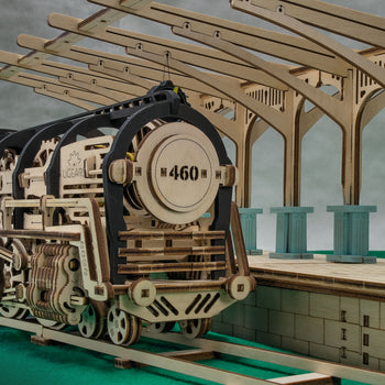 Steam Locomotive - build your own moving model by UGears - Mechanical Models UK